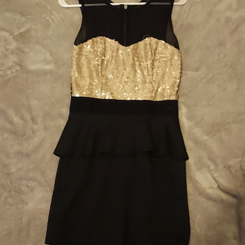 Speechless dress